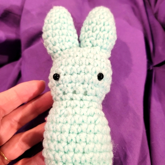 Hand crocheted peeps - Picture 1 of 1